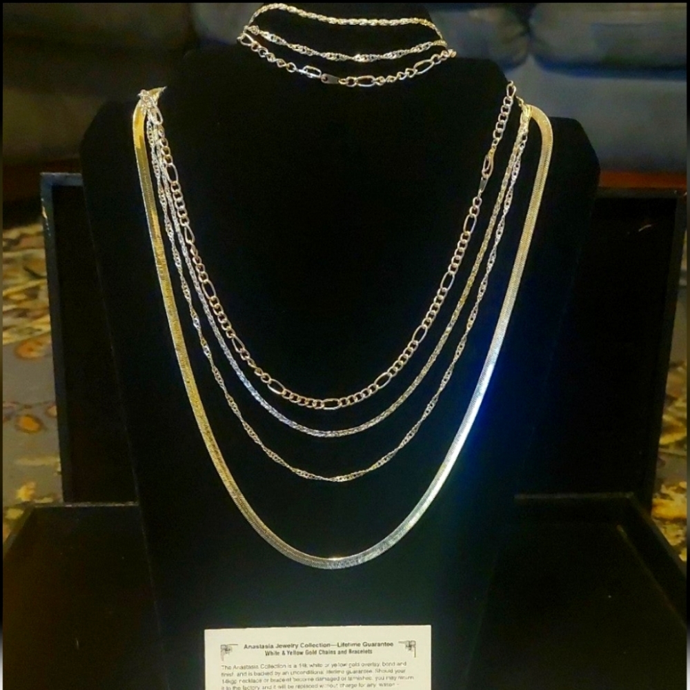 Anastasia Jewelry Collection 7 Piece Set in 14 K White Gold Jewelry Set